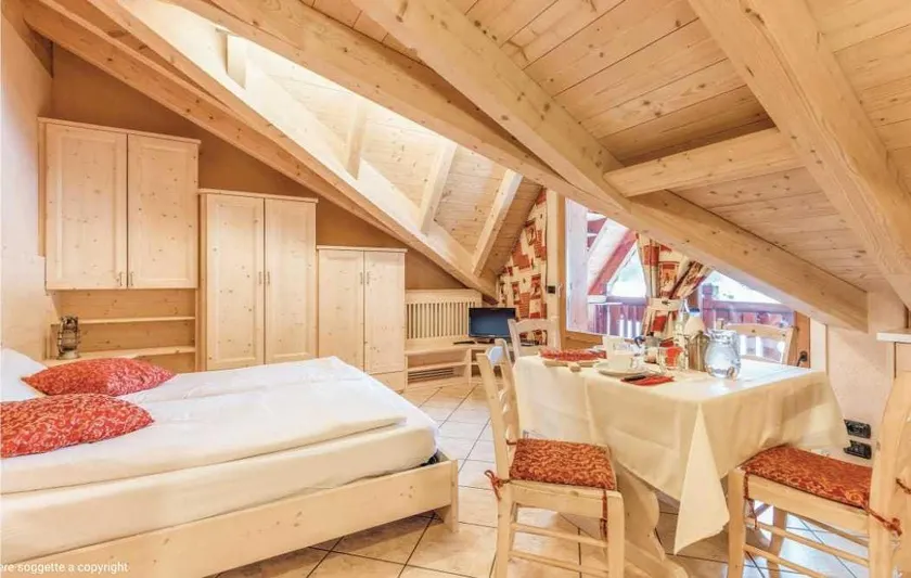 Violetta Apartment - Image 1