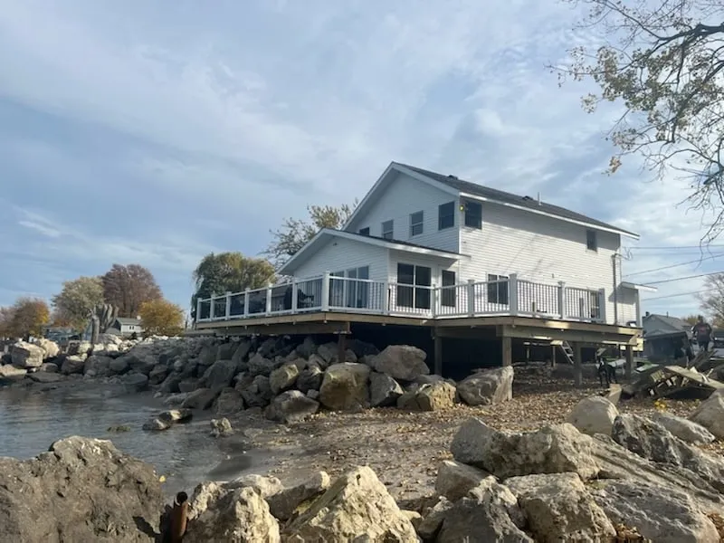 Pet Friendly Water Front Private Beach Lake Erie - Image 1
