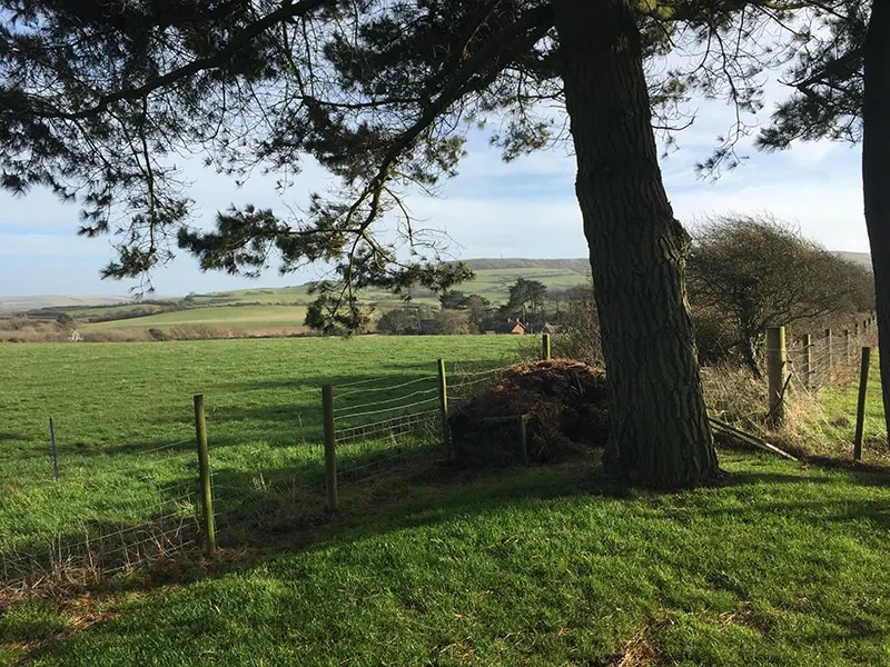 Perfect cycling, walking and star gazing base - Image 1