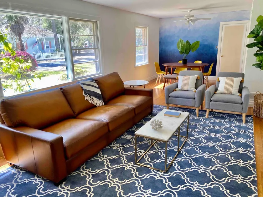 Stunning Coastal Charmer Near Downtown and Beach - Image 1