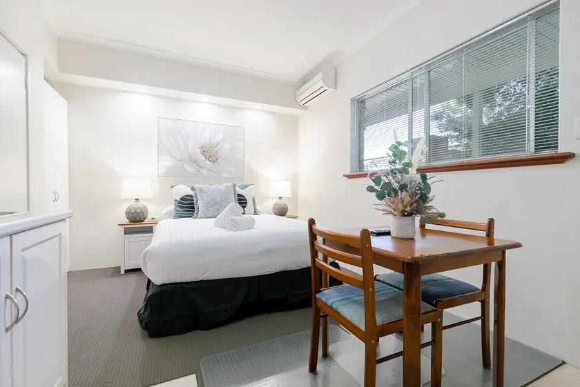 A7 - Escape the city - studio with FREE parking - Image 1