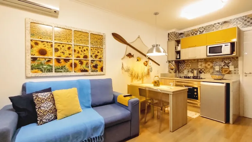 Charming apartment, fully air-conditioned, downtown - Image 1