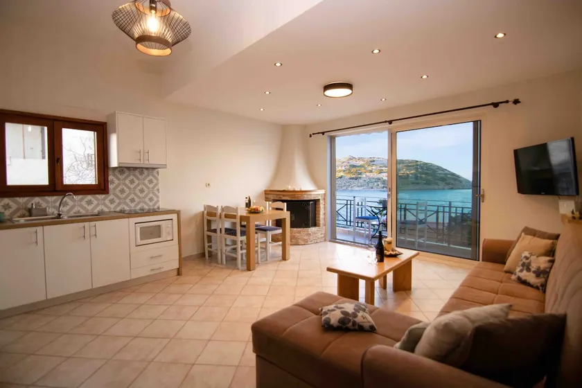 The Island House By Plakalona Villas & Apartments - Image 1