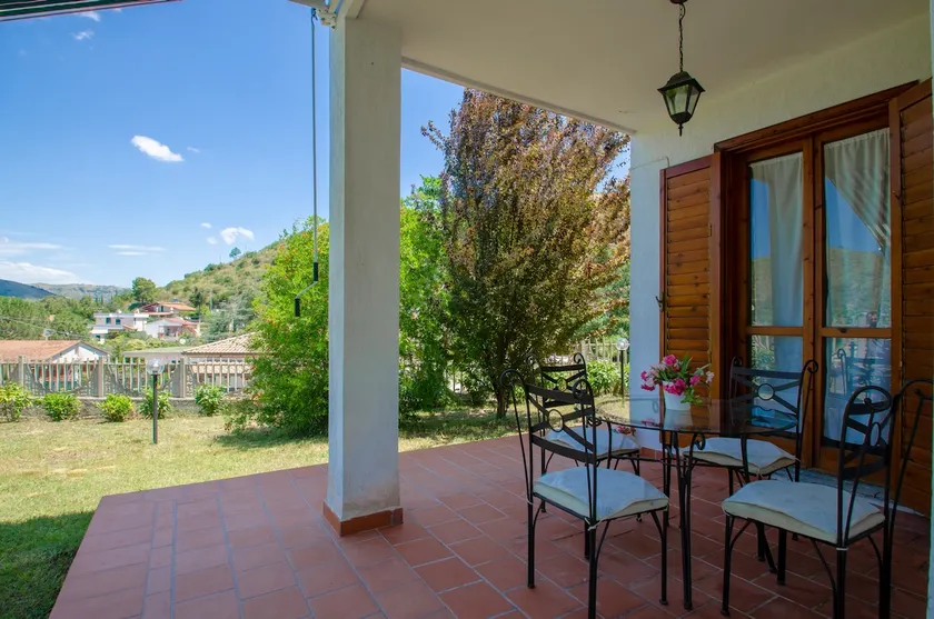 Villa al mare a Santa Maria di Castellabate - Image 1