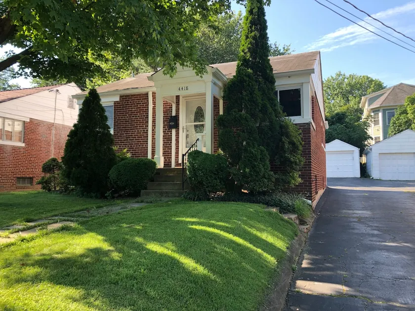 Cozy Little Home in Downtown Bethesda - Image 1