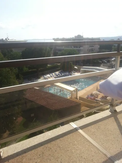 nice st laurent cagnes beach pool tennis luxury - Image 1