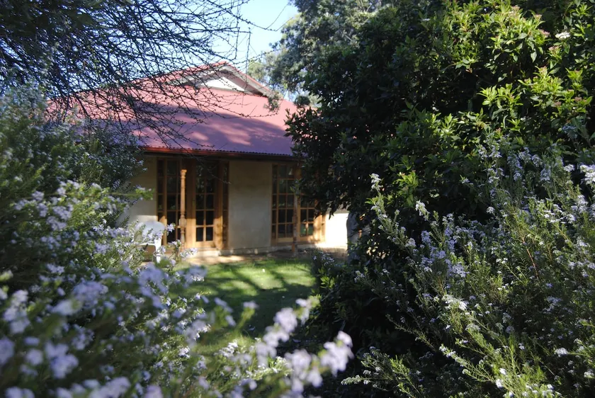 Spacious Rural Retreat on K.I. - Image 1