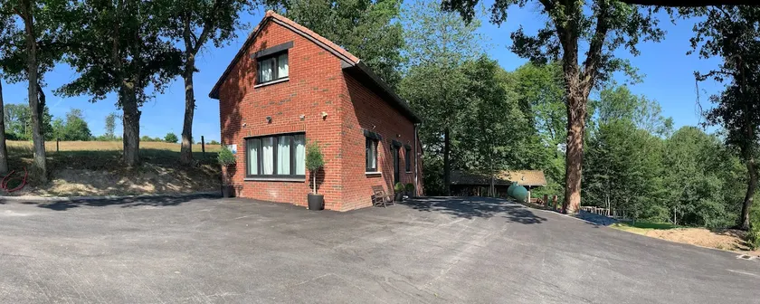 Cosy cottage on the edge of the woods - Image 1