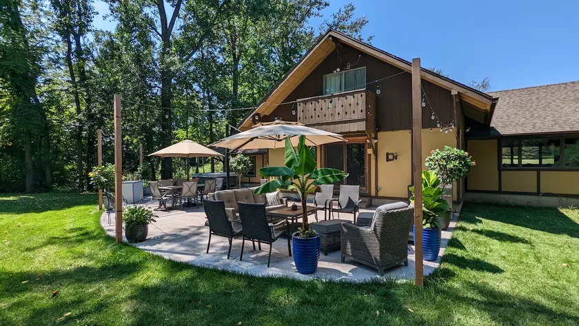Sycamore House- Chalet on the Olentangy River - Image 1
