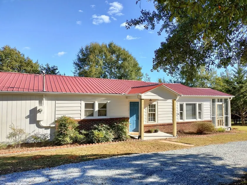 The House on Oak Grove - Image 1