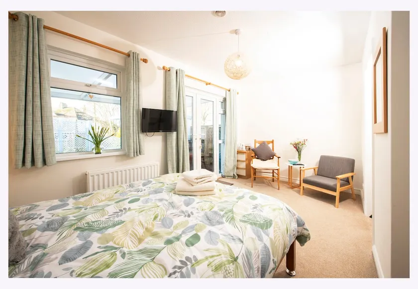 ”Rue Paul Bert” Light and cheerful annex - Image 1