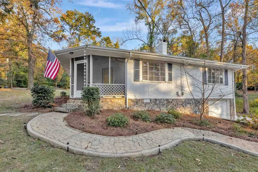 Vestavia Cottage-Cozy 2/1 - Image 1