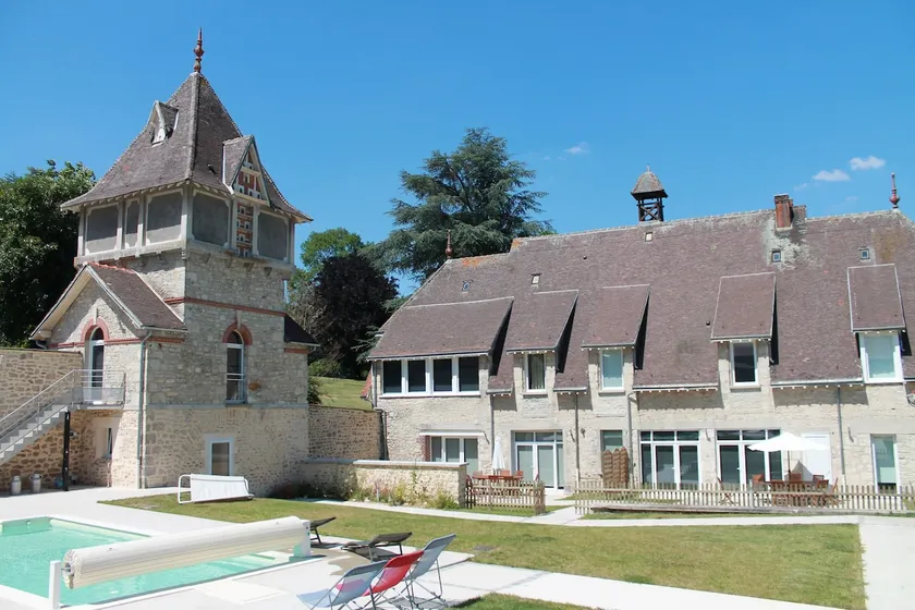 Adélaïde Gîte with Pool - Image 1