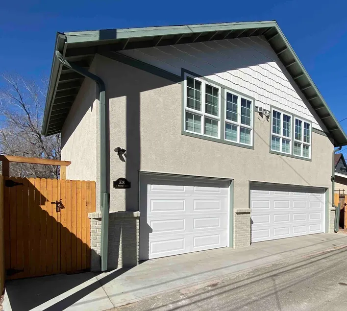 Washington Park Carriage House,Garage EV charging - Image 1