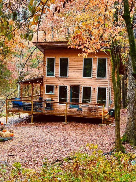 The Moonshack - An Off Grid Experience on 50 Acres - Image 1