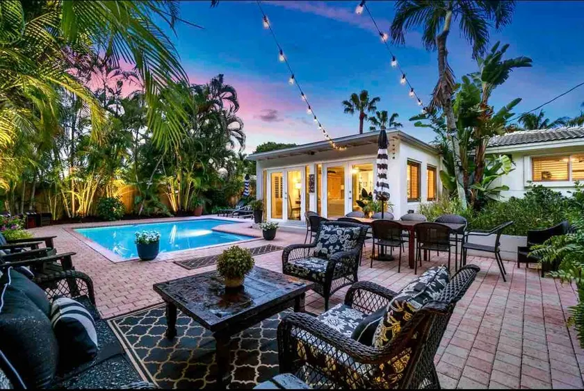 Paradise Pointe East Delray Pool Home - Image 1