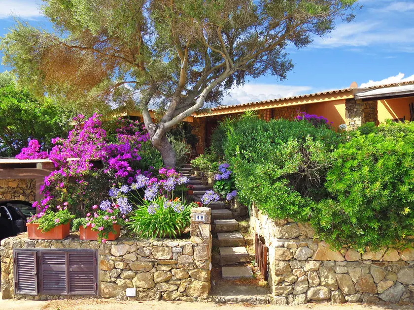 Villino Federico, in a fantastic green resort - Image 1