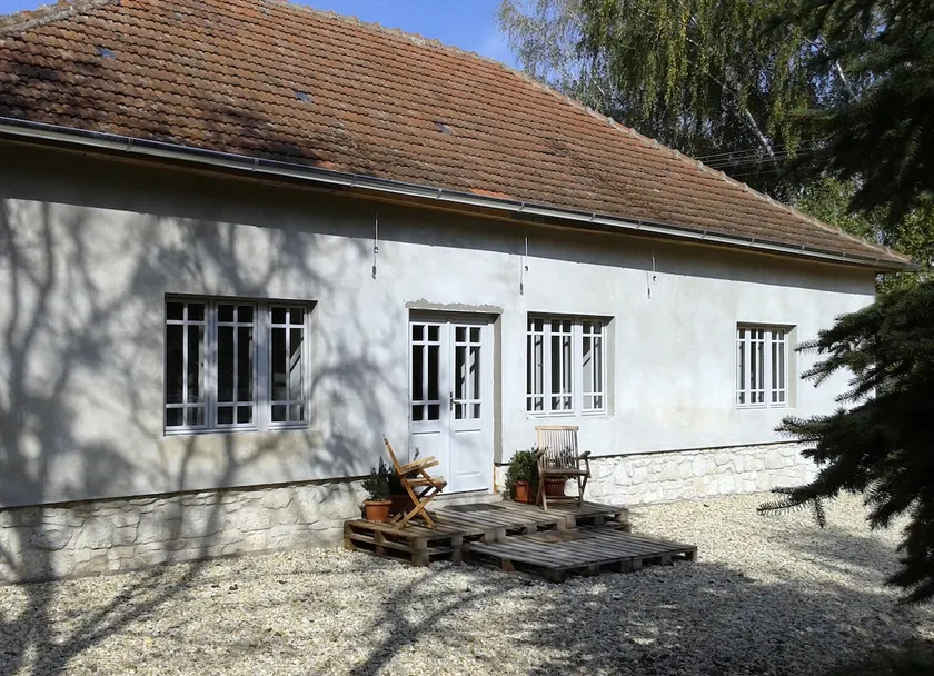 Füveskert - Image 1