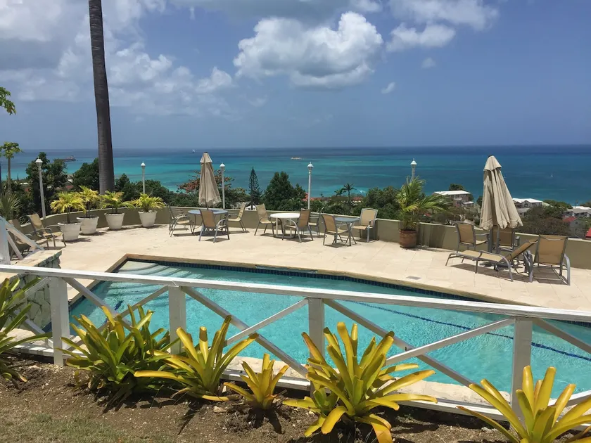 Cozy sea view apartment with beach at walking distance and pool - Image 1