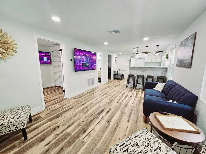 ~°•Cozy Tampa home°~ - Image 1