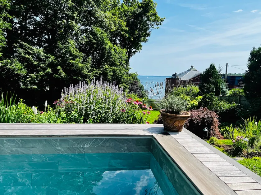 Huge Ocean Front Retreat with Pool Hot Tub Open All Winter - Image 1