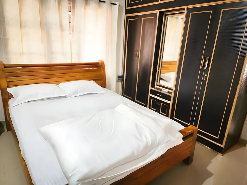 The Legacy Guest House - Image 1