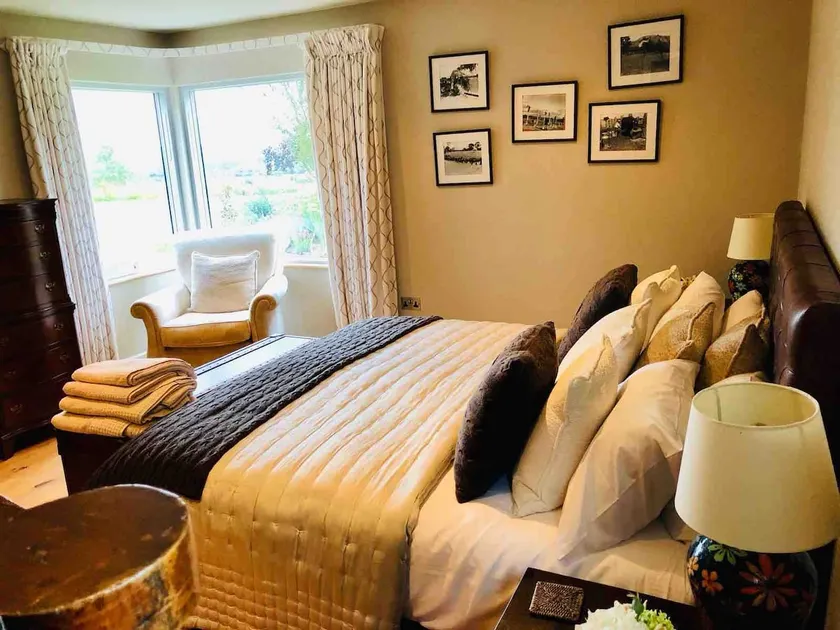 Luxurious selfcontained flat in heart of Cotswolds - Image 1
