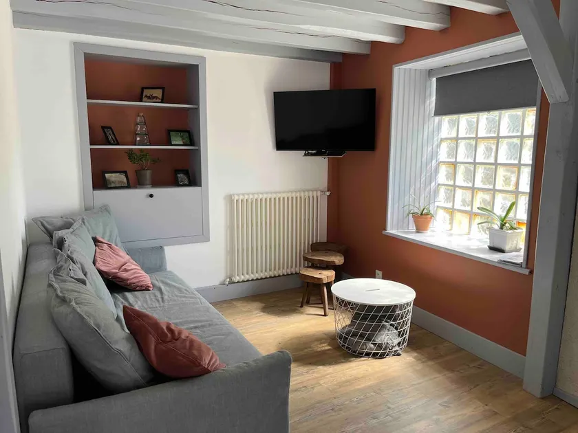 La Petite Maison - Image 1
