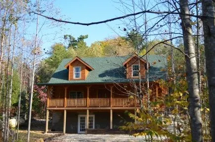 Around The Bend Cabins - Image 1