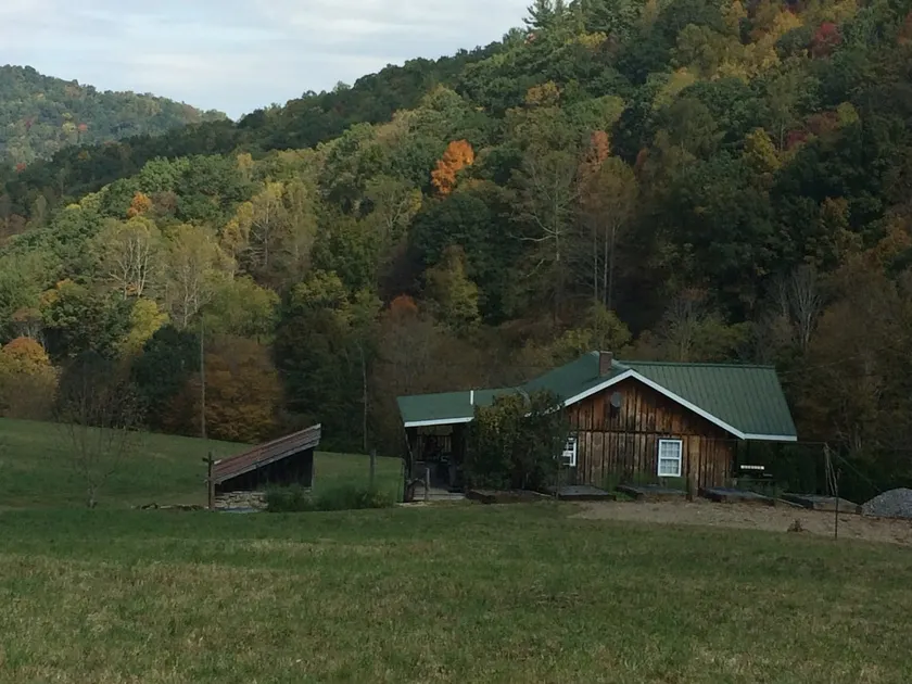 Yancey palace cozy country cabin - Image 1
