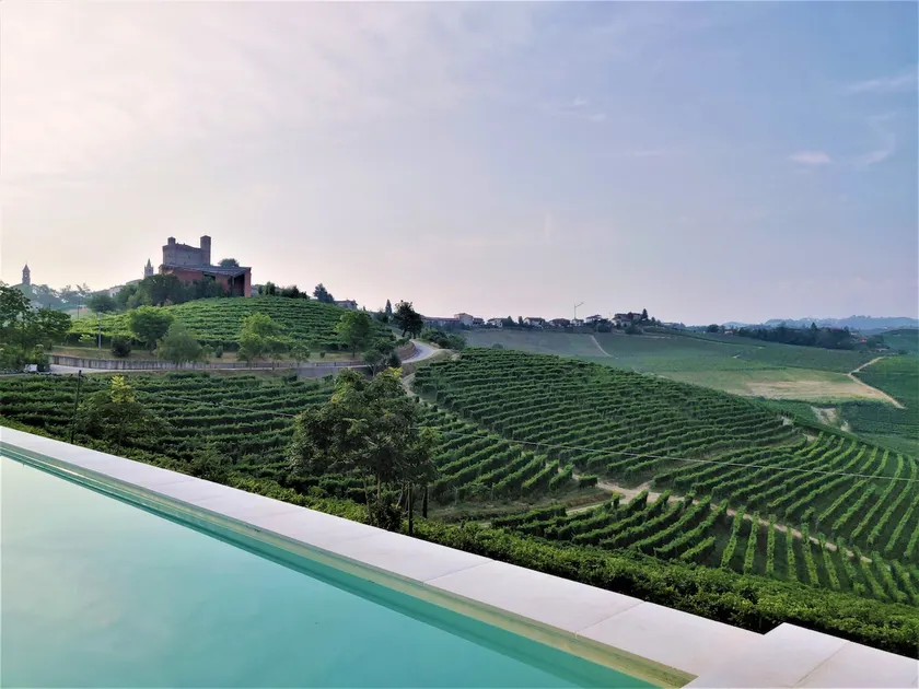 Villa Marenca, scenic views of Barolo - Image 1