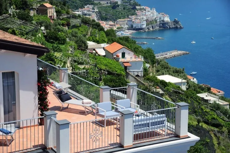 Amalfi Blu Retreat - Image 1