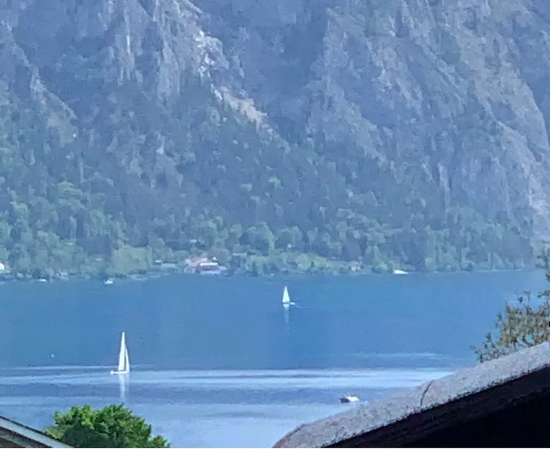 Dream panoramic apartment with mountain & lake view - Image 1