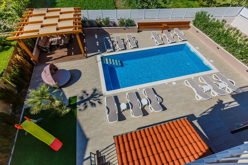 Villa Tea - Image 1