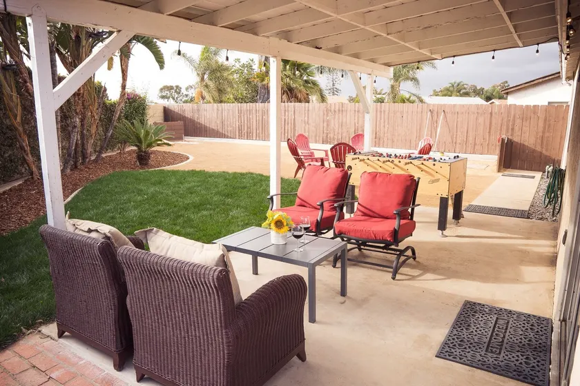 *Backyard Paradise!* Imperial *BEACH* 3Bed/2BA - Image 1