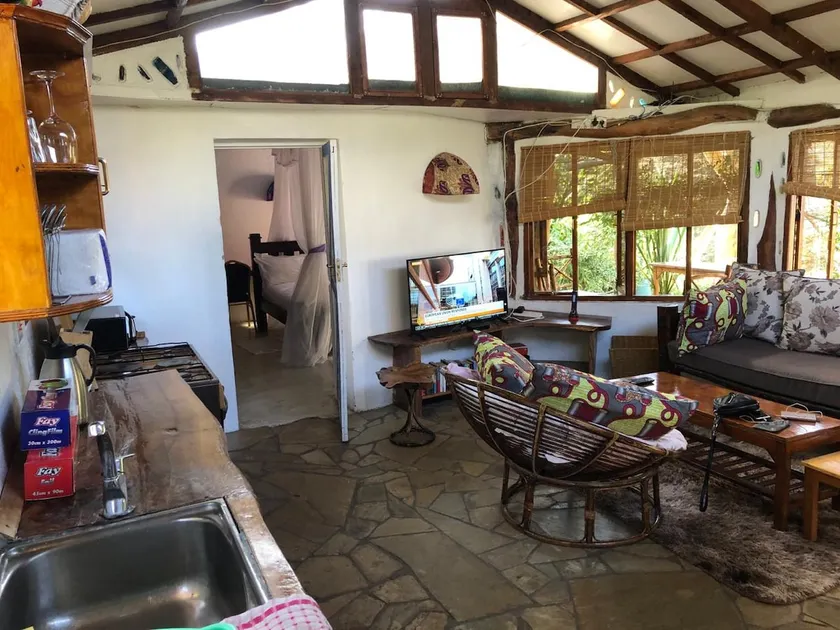 JASMINE HOUSE at Fisherman's Camp, Lake Naivasha - Image 1