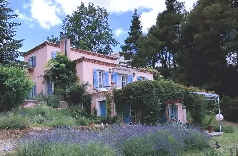 Two-story house in North Evia - Image 1