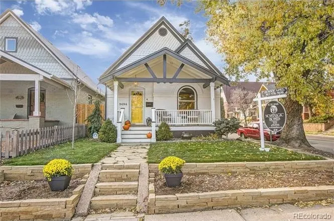 1885 Urban Victorian Charm | Sauna Backyard Oasis - Image 1