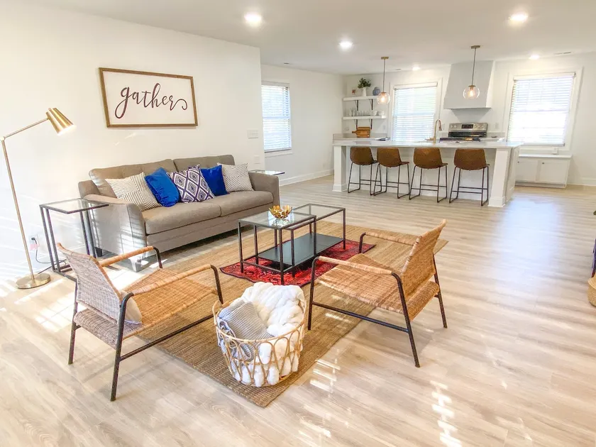 Stunning Loft w/ King Suite: near Duke/UNC, RDU Airport, Downtown  - Image 1