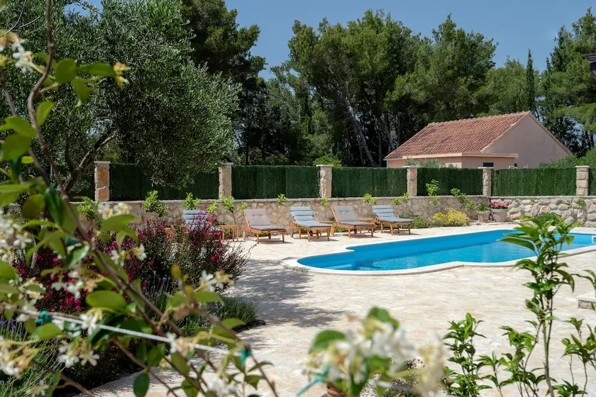 Apartment Herhenreder Hvar - Image 1