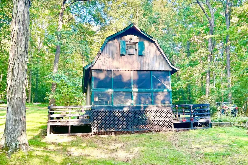 Cozy cabin, screened porch in Southern Indiana - Image 1