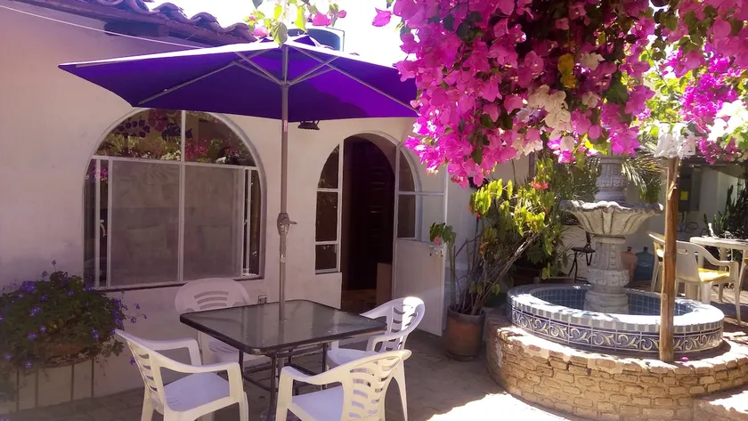 Lila's Rose Garden Cottage - Image 1