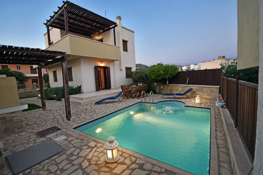 Pietra Sole Villa - Image 1