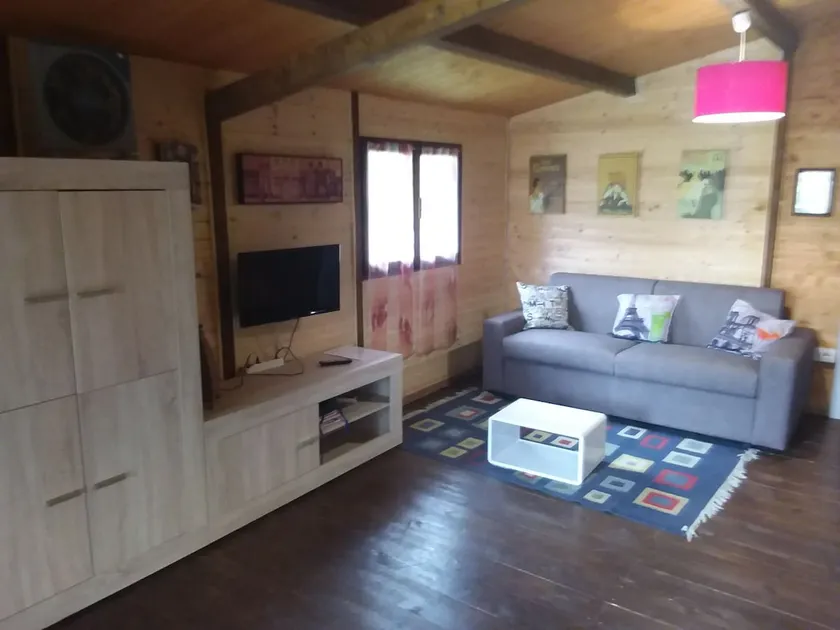 Country Retreat - Image 1
