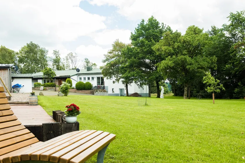 Ferienhof - Weites - Terreno, ampio appartamento con terrazza, giardino e parco giochi per bambini - Image 1
