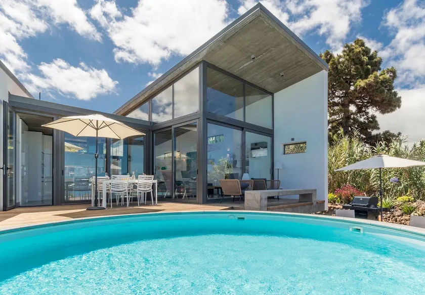 The BLUE Casa: Architektenvilla mit privatem Pool u. Atlantikblick in Puntagorda - Image 1