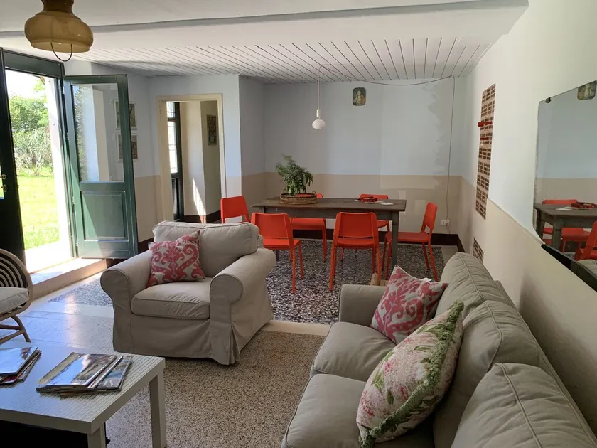 Entire home with private pool, garden and Wi-Fi - Image 1