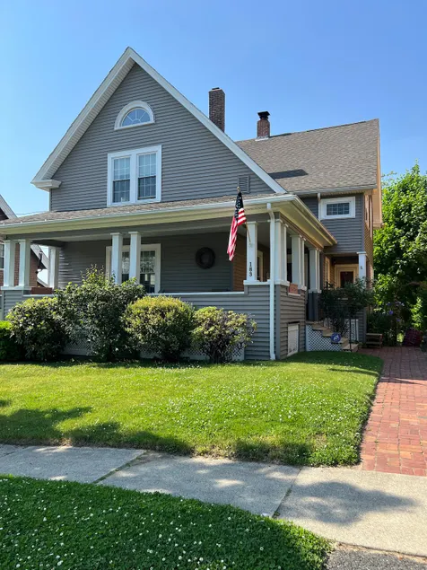 CHARMING LARGE 3 Bedroom Entire Home - Image 1