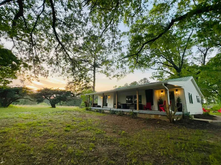 Luxury cottage w/ gorgeous views near Chattanooga! - Image 1