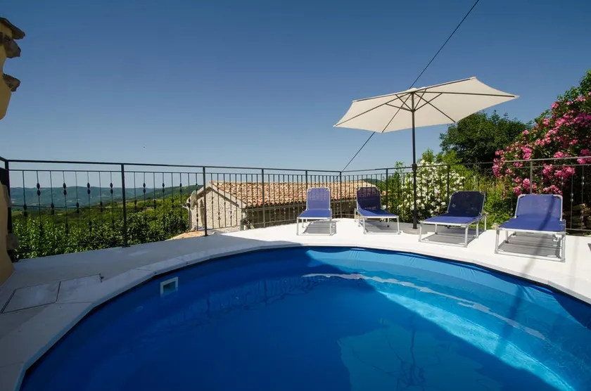 Residence Hidden Heaven - Image 1